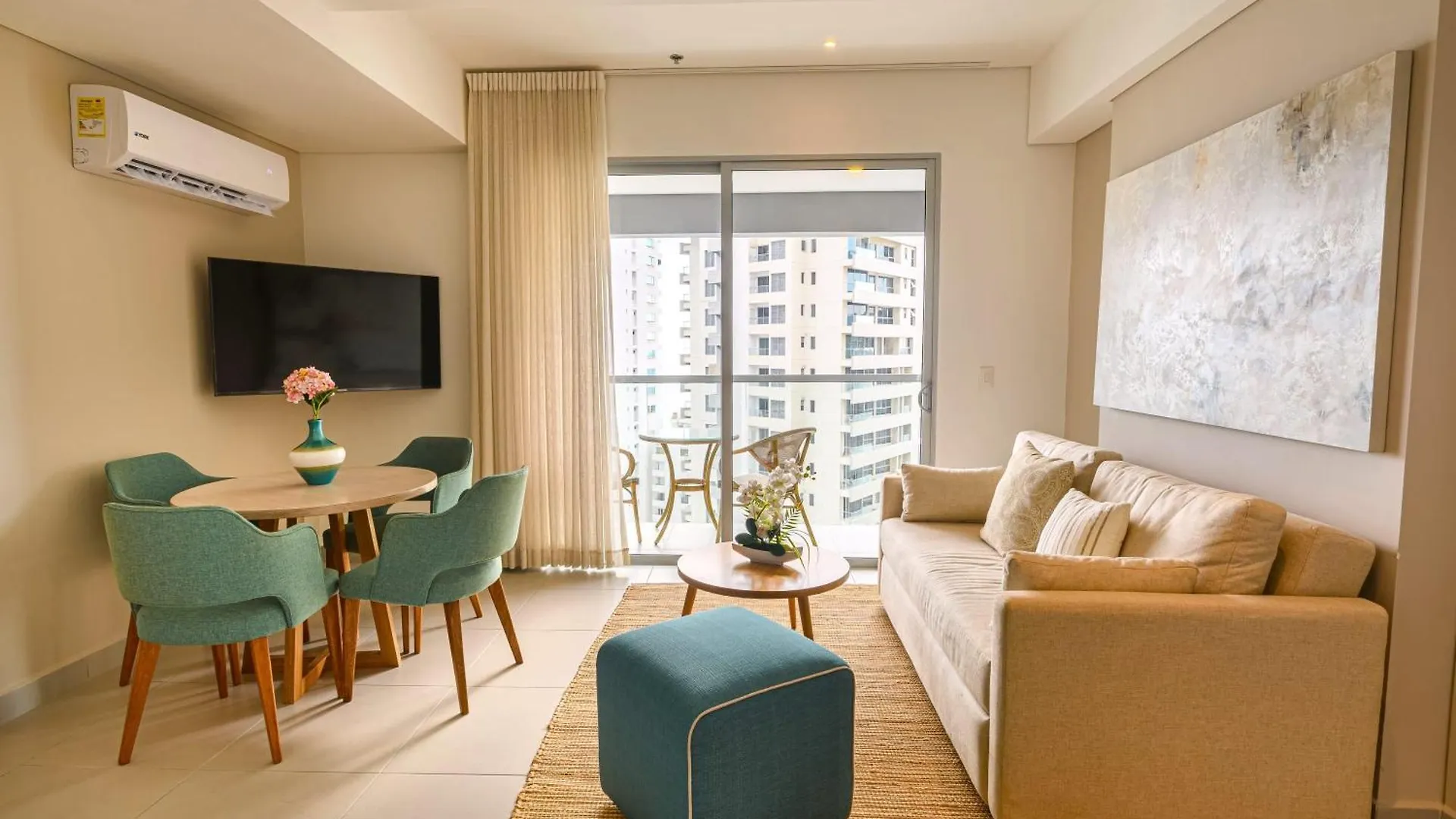 Exclusive Luxury Jr Suite 1Brd By Encor Gaira 0*,